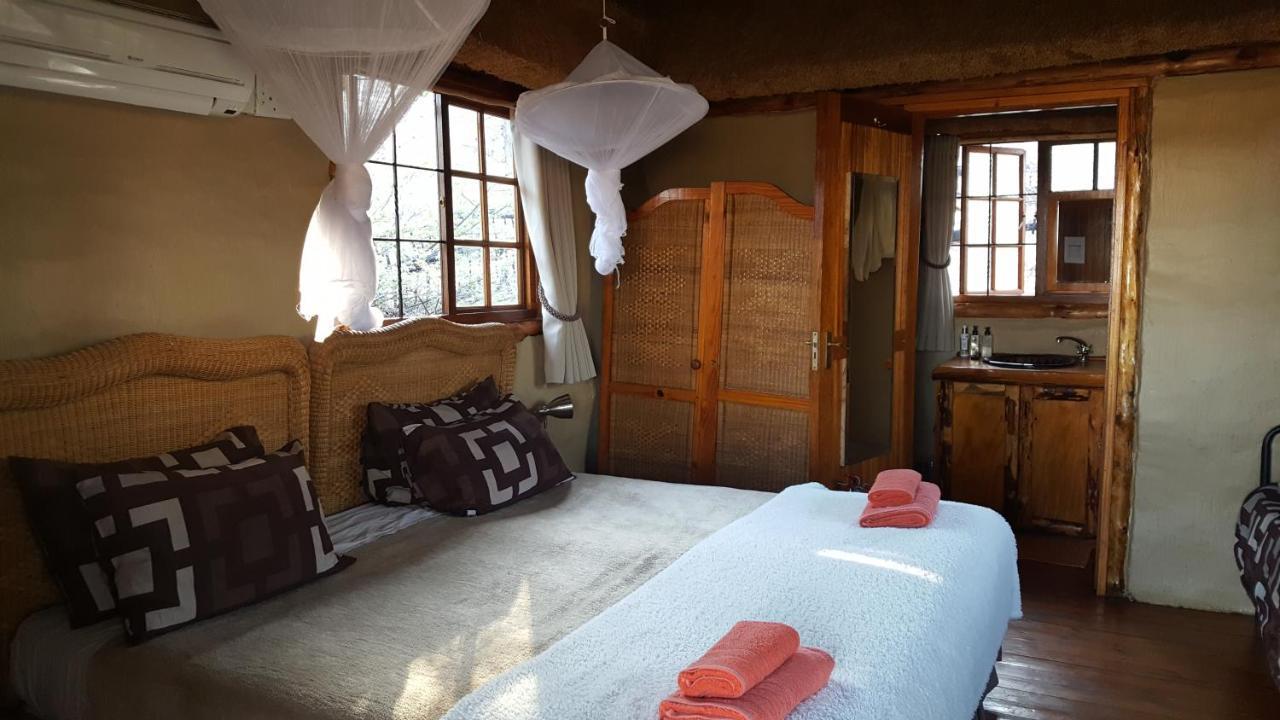 Adansonia Eco Lodge Musina Bagian luar foto